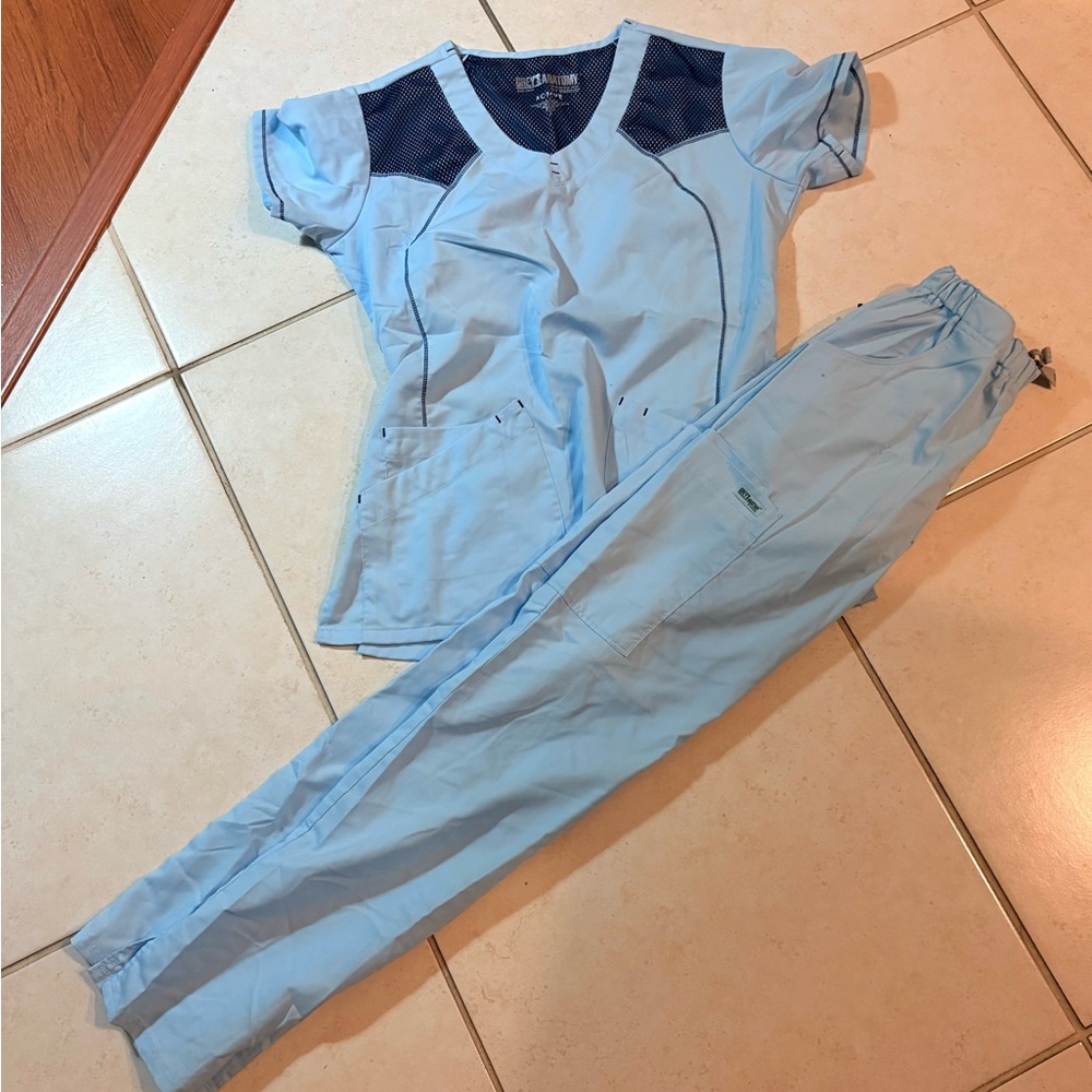 Light Blue Women's Scrub Set